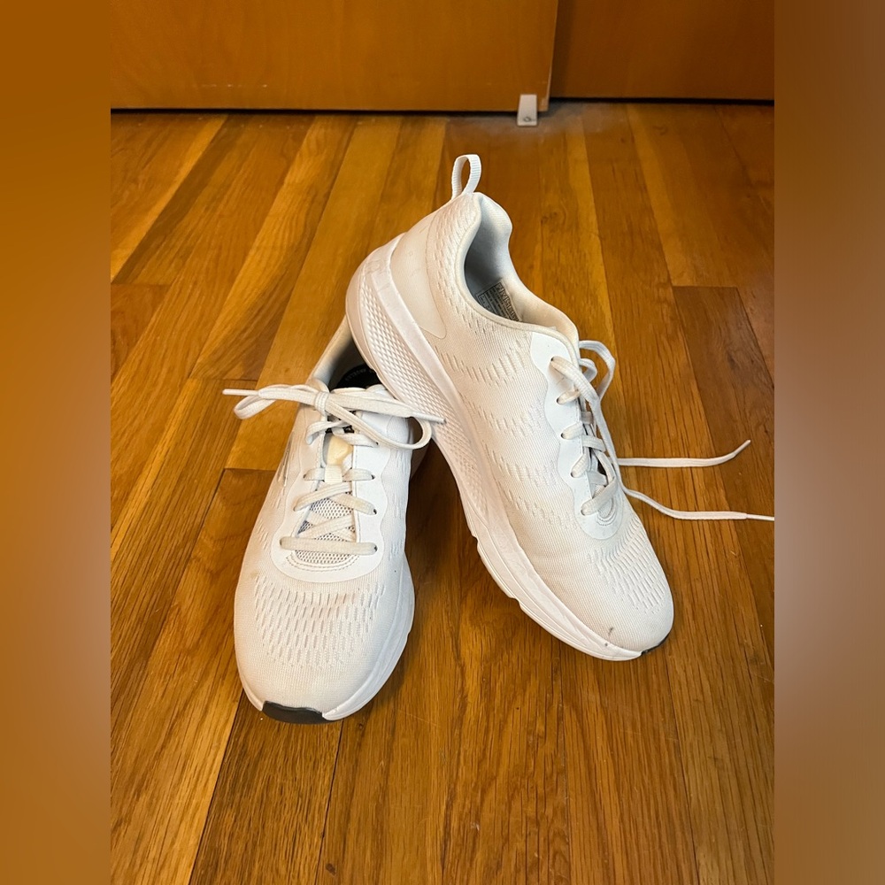 Skechers Go Run white running shoe